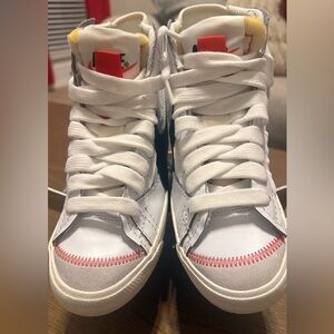 Nike Men Blazer Mid 77 Jumbo White and Red Sneakers